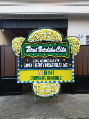 Papan Bunga Duka di Gedangrejo